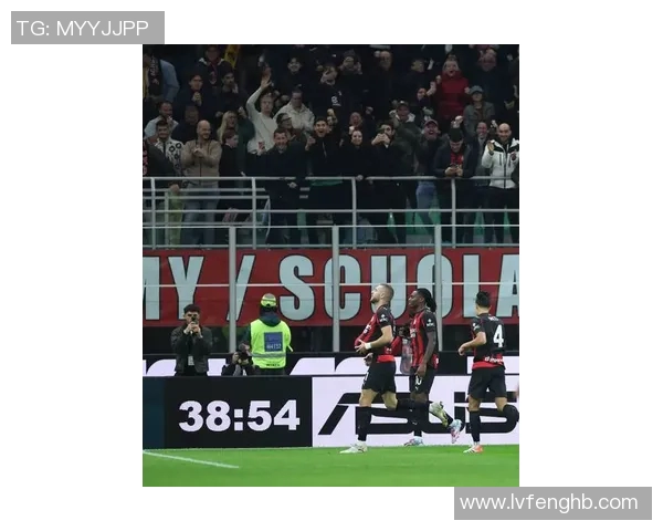 意甲联赛:球队备战新赛季,巴黎圣日耳曼或将签下AC米兰球星 意甲联赛:球队备战新赛季,巴黎圣日耳曼或将签下AC米兰球星